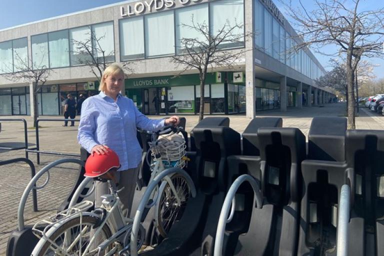 Councillor Jenny Wilson-Marklew, Cabinet Member responsible for Climate Action and Sustainability, is pictured with a Streetpod and bicycle