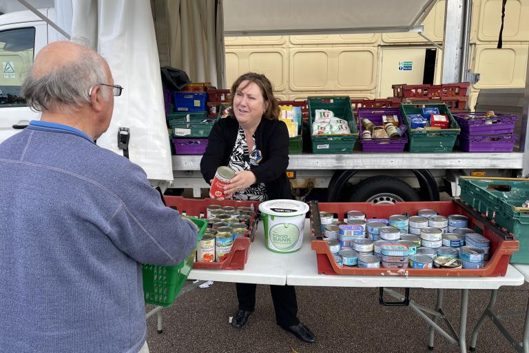 Cllr Carr at Foodbank