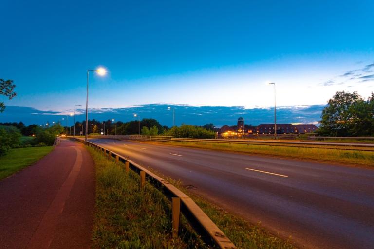 Image of an LED (light emitting diode) streetlight on the H9 Groveway, Milton Keynes