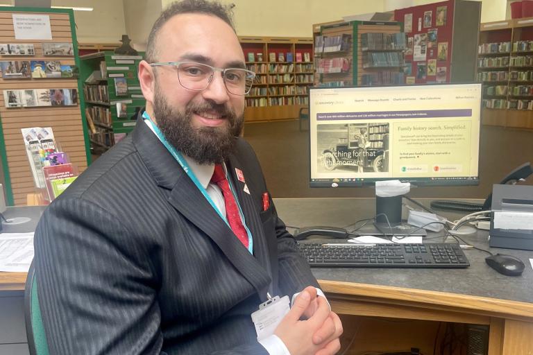 Cllr Joe Hearnshaw using a computer at MK's Central Library